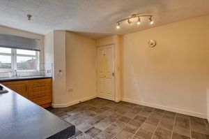 Kitchen/Diner- click for photo gallery